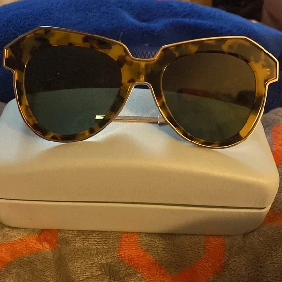 Karen Walker “one astronaut” tortoise shell sunglasses.NWOT&case w/warranty card 1 willow breast pump 48 count bags - greenwatershopping.com main image 3